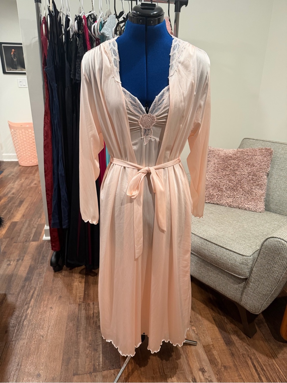 Vintage Olga Peignoir Set Nightgown and Robe in Pink/Peach